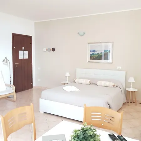 דירה Home Suite Home קאבאיון ורונסה