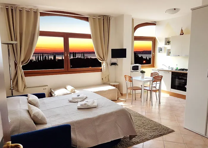 Home Suite Home Apartman Cavaion Veronese