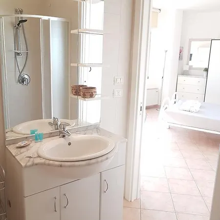 Home Suite Home Apartament